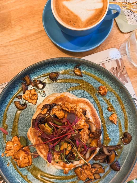 Veganes Frühstück im P!nch London