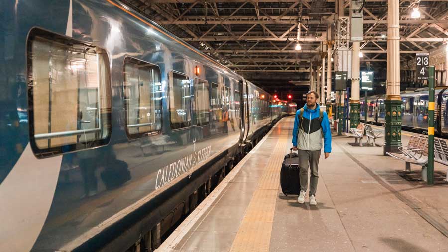 Caledonian Sleeper Edinburgh