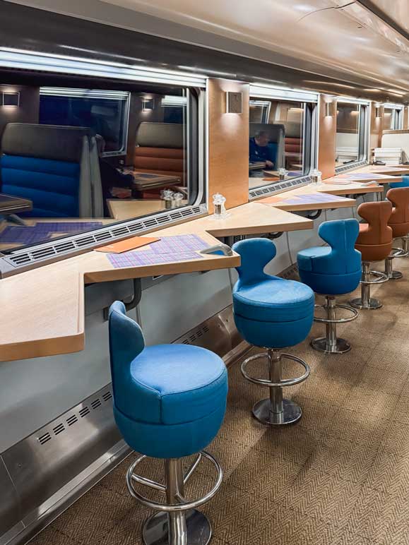 Club Car im Caledonian Sleeper