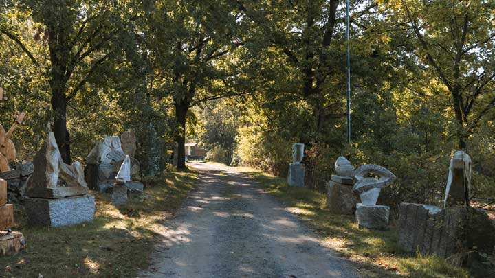 Oberlausitz Sehenswürdigkeiten Krabatstein Steinleicht