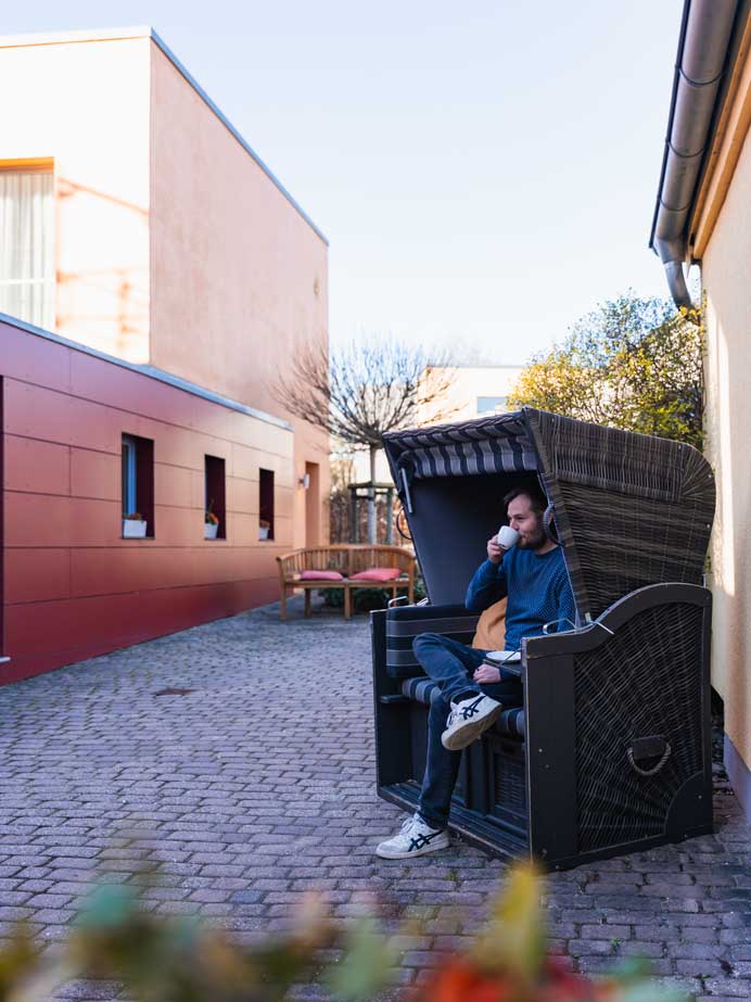 Strandkorb vor dem hotel f.ritz