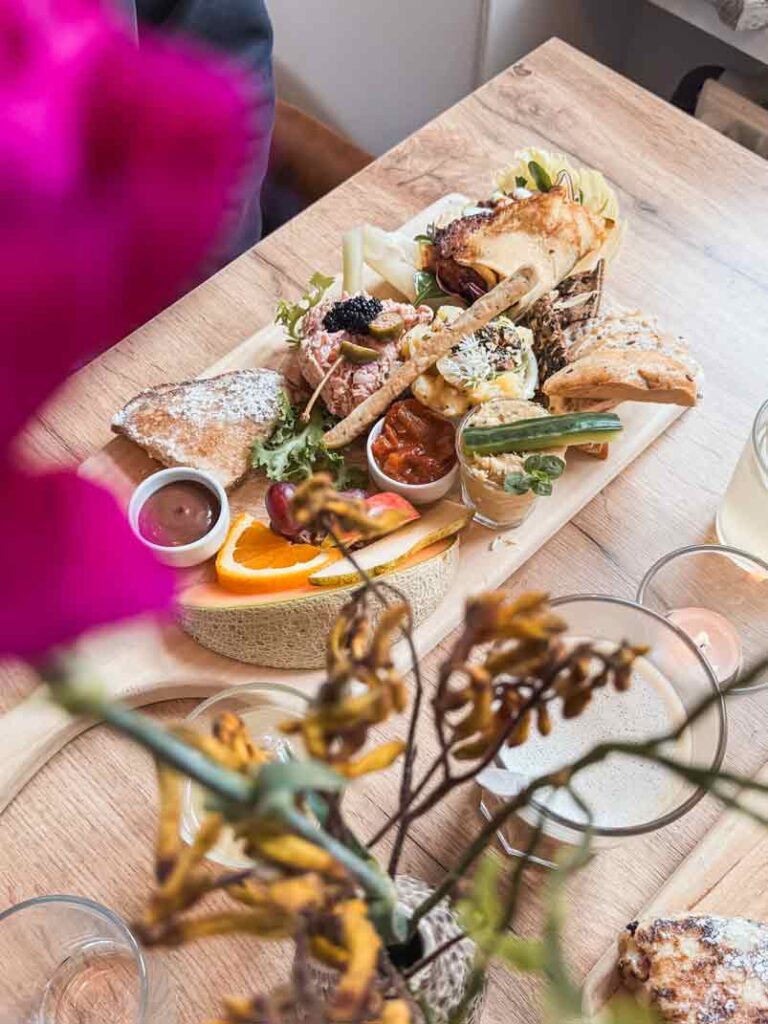 Veganes Brunch bei Mairs in Fredericia Dänemark