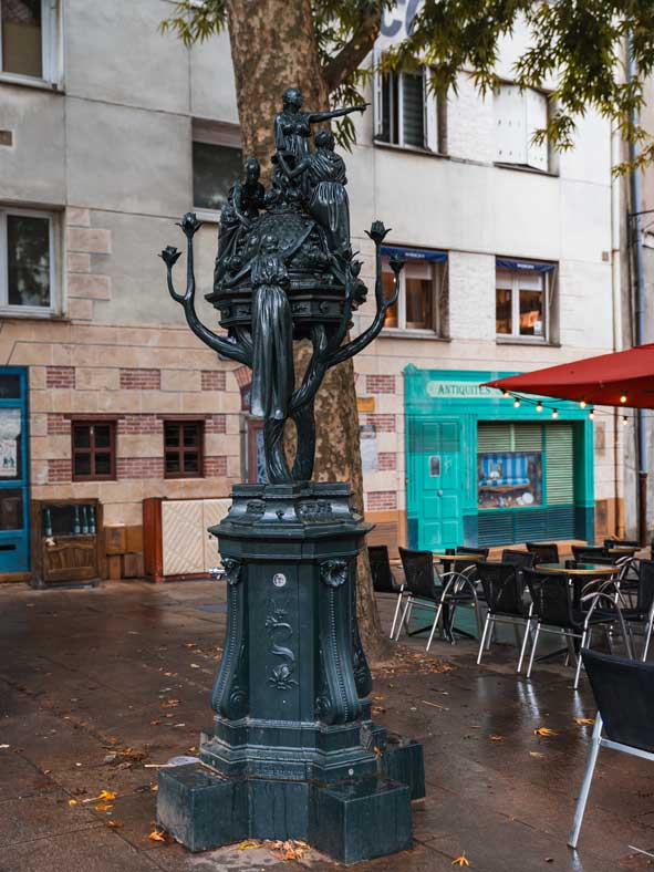 Brunnen 3