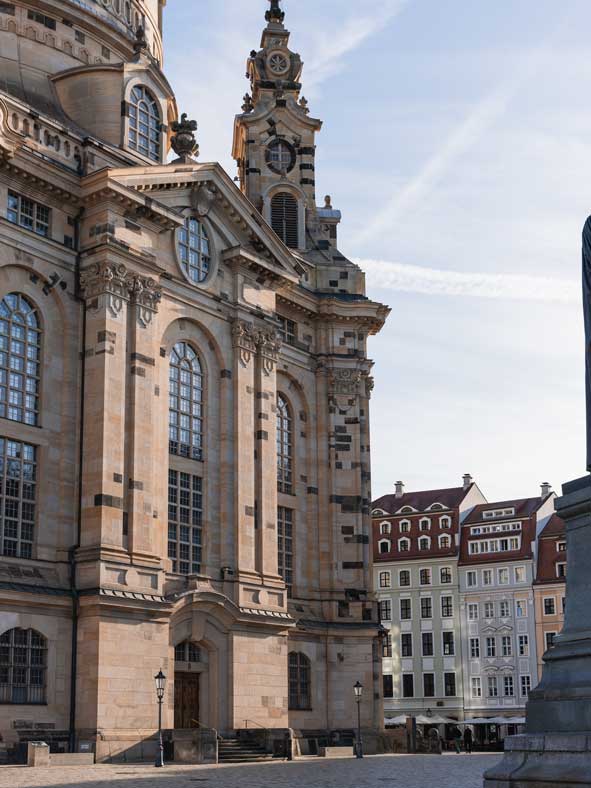 Bei der Dresdner Frauenkirche