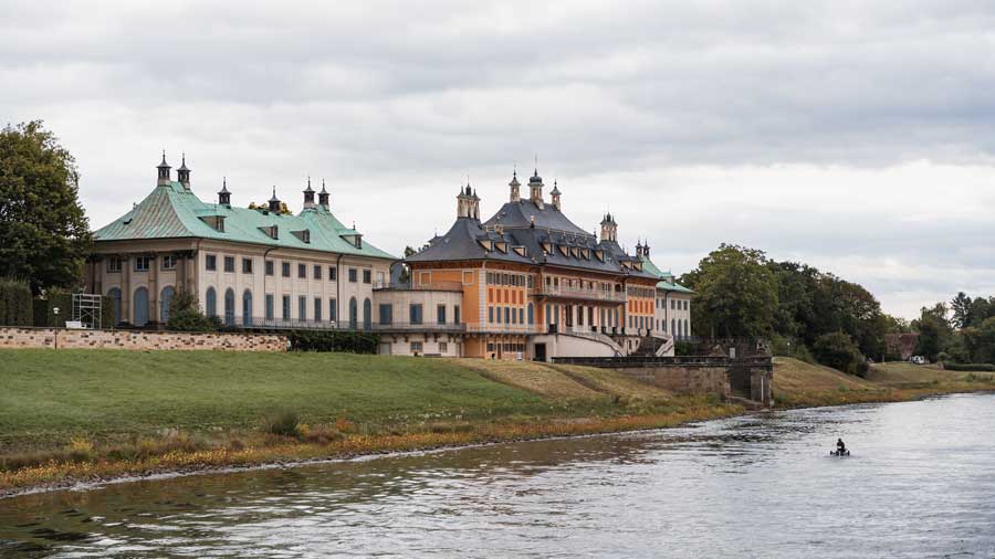Schloss Pillnitz zwischen Dresden und der Sächsischen Schweiz